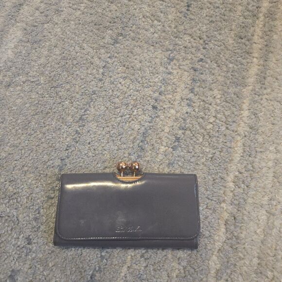 Ted Baker Patent Leather Wallet Light  Purple With Gray Tint - Picture 1 of 10